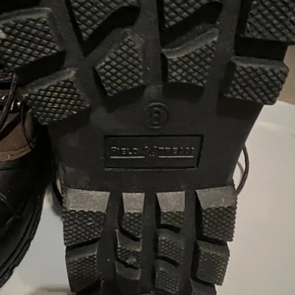 Men brown and black boots - Picture 4 of 5